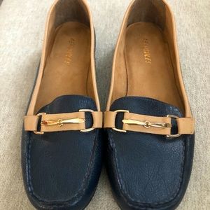 Woman’s never worn Size 9 Aerosols shoes